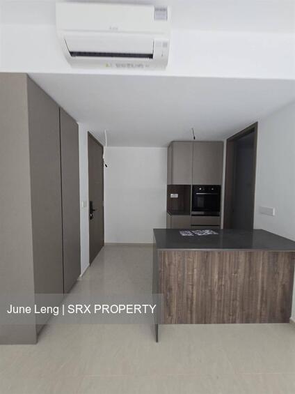 Bayfront Avenue (D1), Condominium #499080041